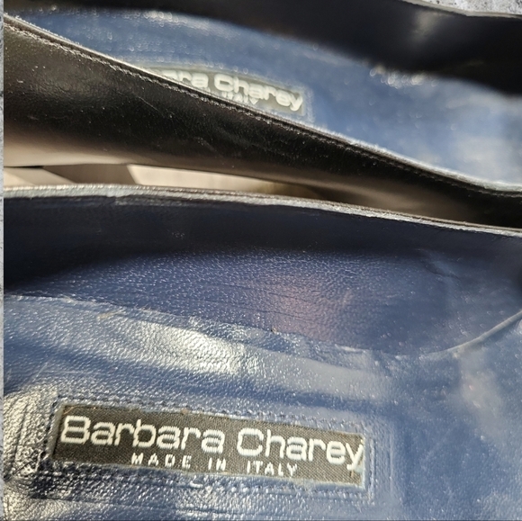 Barbara Charey Italian Designed Leather Heels - Picture 4 of 5